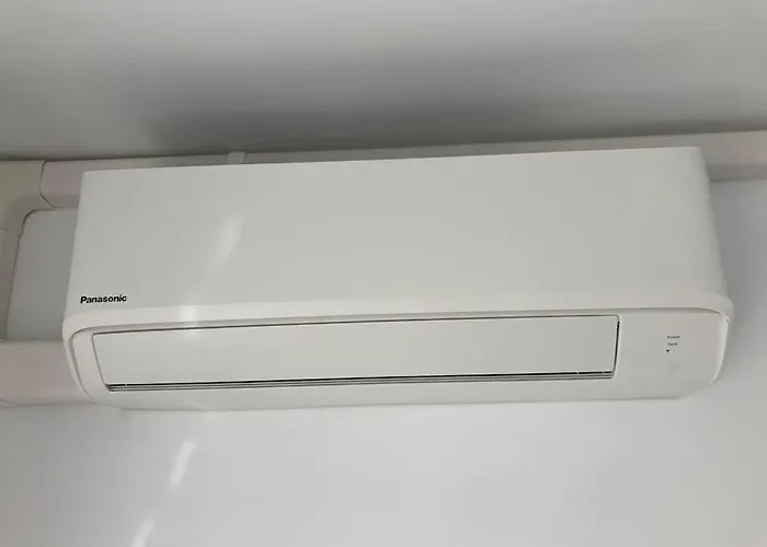 Airconditioned 2bed Poolside