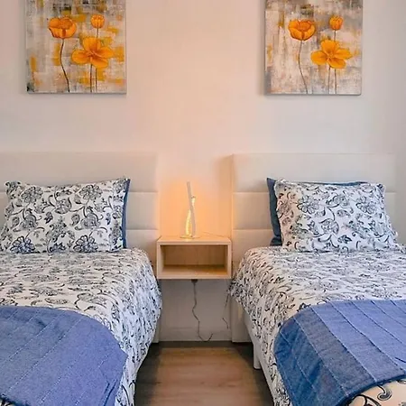 Airconditioned 2bed Poolside * 푸에르토 델 카르멘